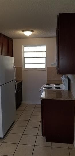 1st image of 5814 NE 4th Ct #14115175
