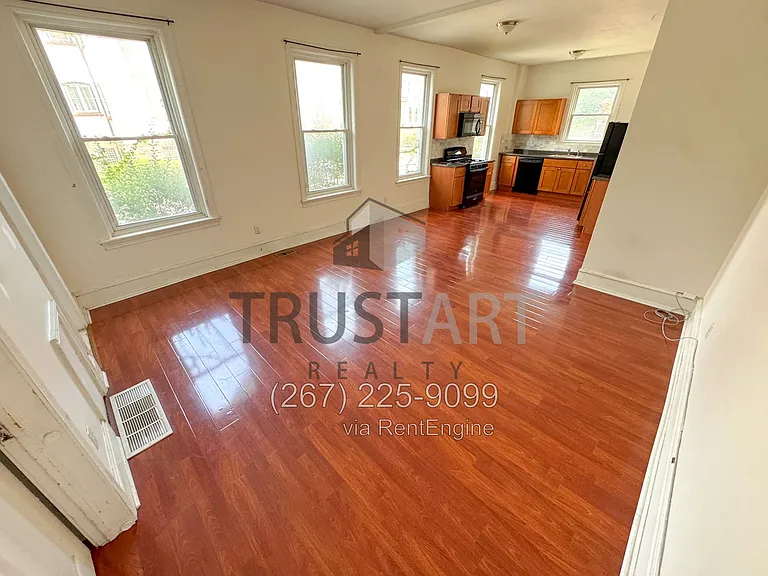 501 S 49th St #1 — Photo 5