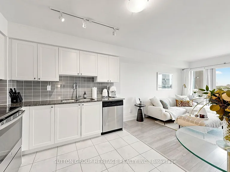 1215 Bayly St #506 — Photo 9