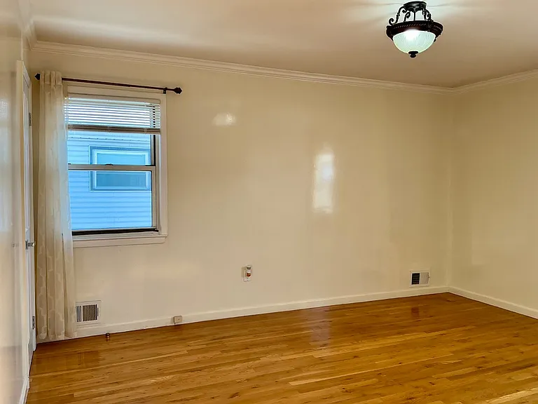306 Jefferson Ave #1 — Photo 13