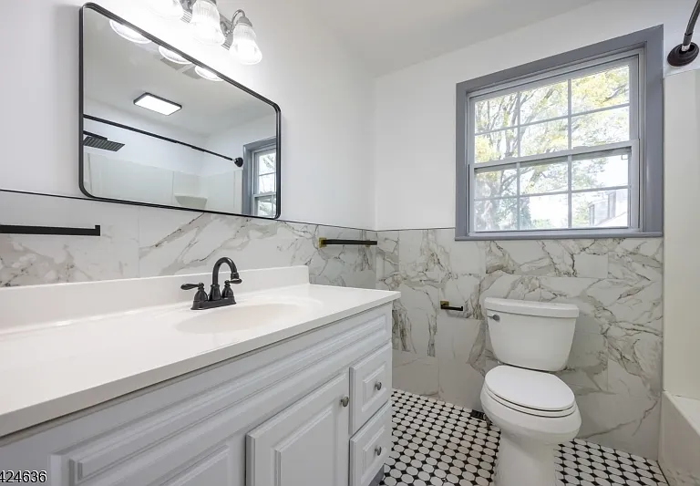 1720 Chews Landing Clementon Rd — Photo 11