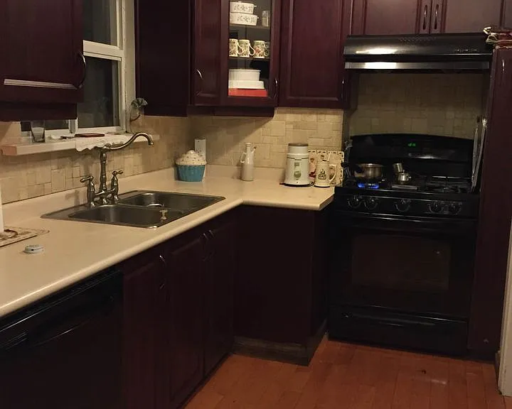 1 Mozart Ave — Photo 9