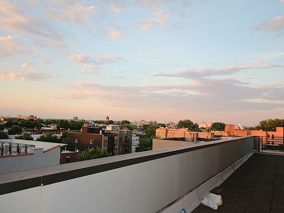 3rd image of 192 Stuyvesant Ave