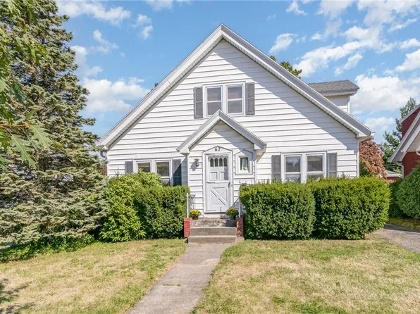 62 Cambria Rd, Rochester, NY 14617