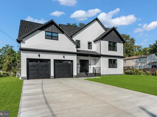 324 Arlington Ave N, Bayville, NJ 08721