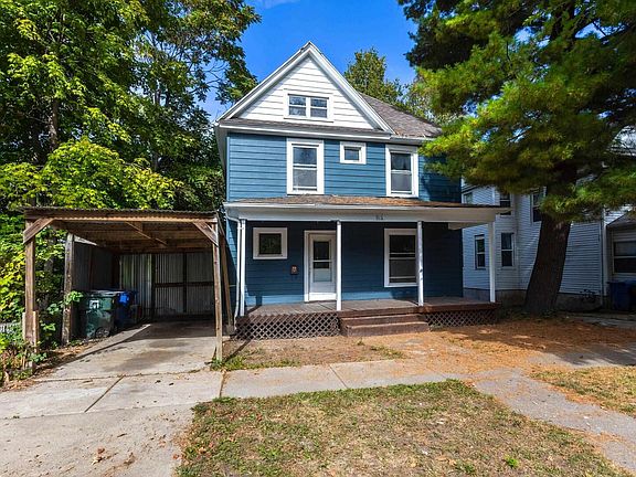 3rd image of 916 Kirkwood Blvd