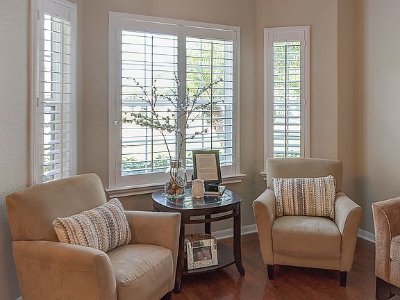 4th image of 3521 Chessington Dr