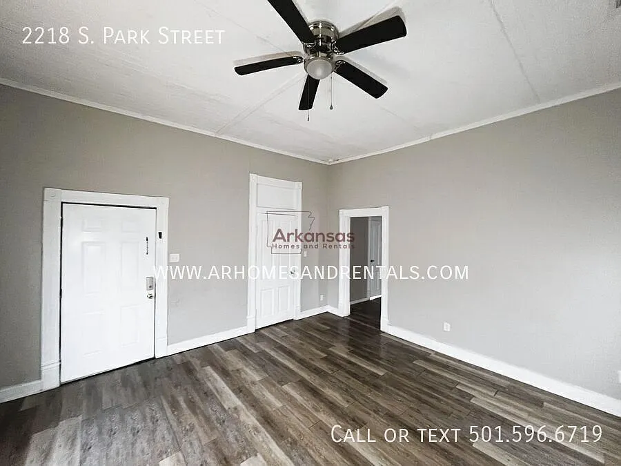 2218 S. Park Street | 2 Bedrooms | 1 Bathroom 1/2 Off First Month's Rent — Photo 2