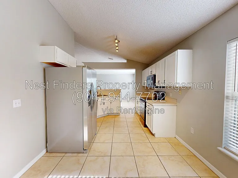3212 Shadow Creek Rd — Photo 14