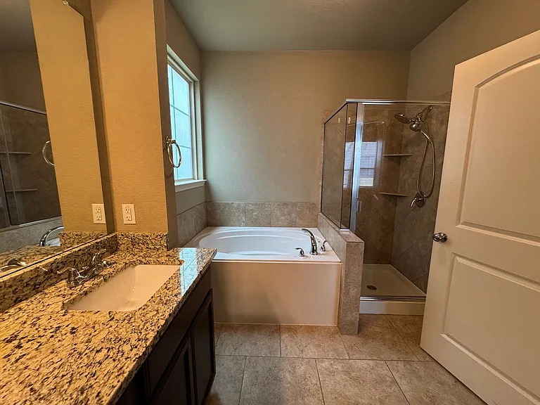 3309 Addison St — Photo 28
