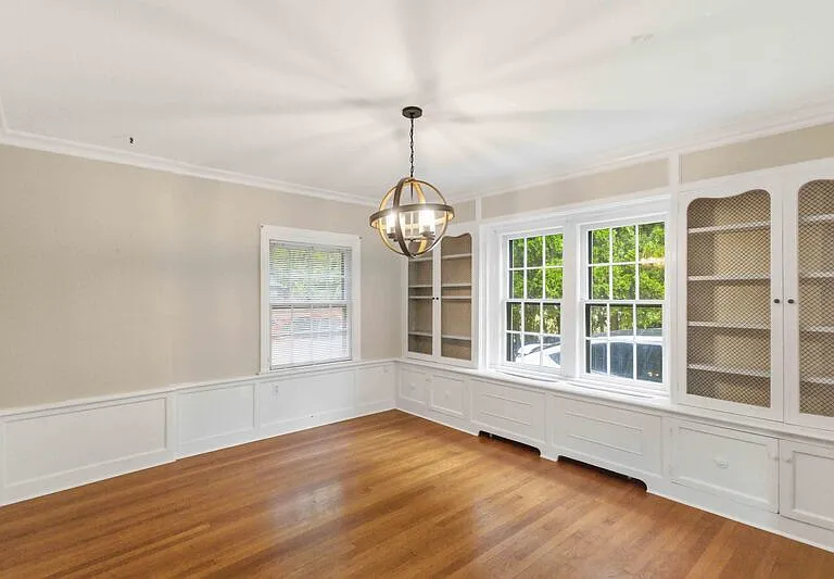 10 N Elk Ave — Photo 13