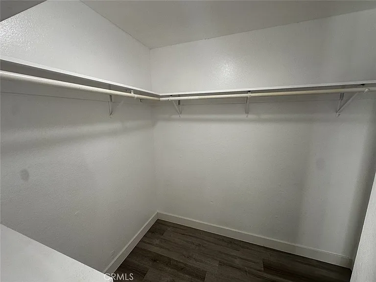 710 W Washington Ave — Photo 8