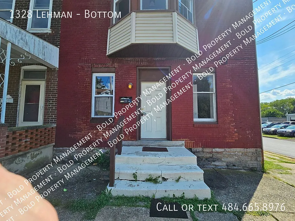 1328 Lehman St #BOTTOM