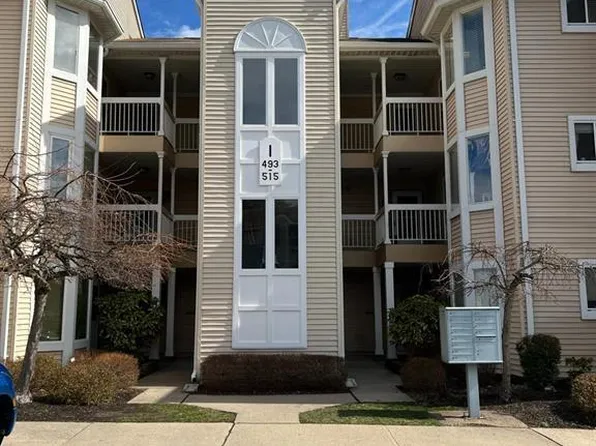 493 Silvia St, Trenton, NJ 08628