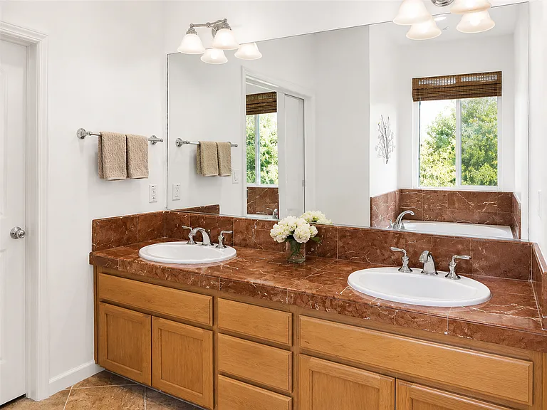 1036 Flowering Ash Dr — Photo 7