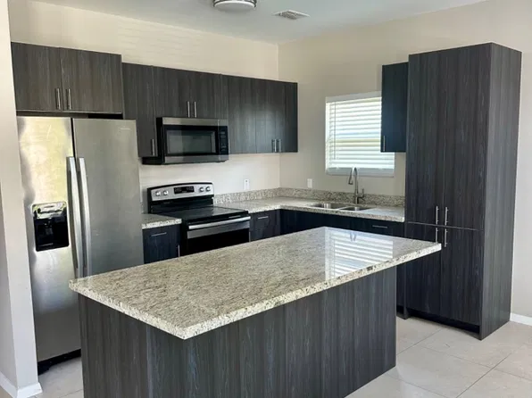 3008 Sabercat Ave APT 3, Edinburg, TX 78542