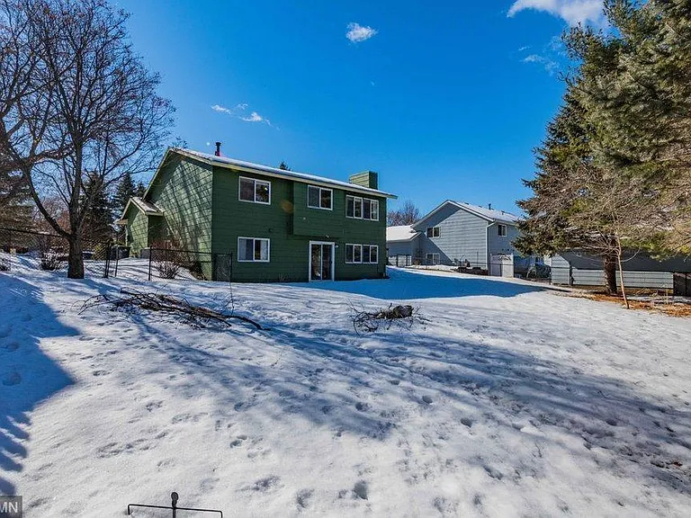 345 Poplar Dr — Photo 14