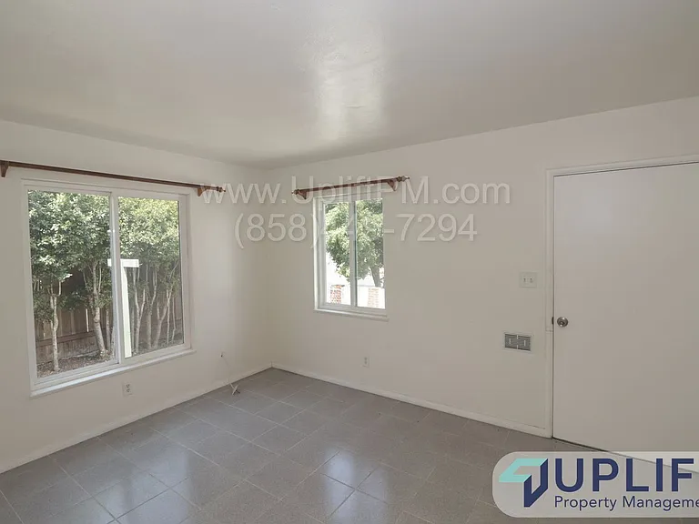 3011 Boston Ave — Photo 4