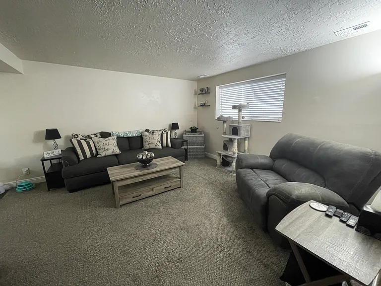 8320 S Deborah Ann Ct — Photo 2