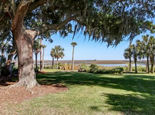 1710 Walthour Rd, Savannah, GA 31410