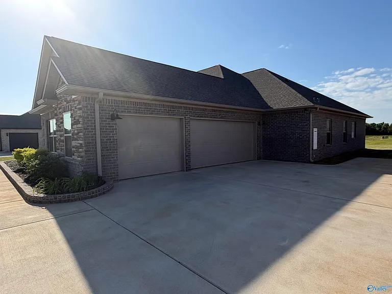 26316 Woodfield Dr — Photo 13