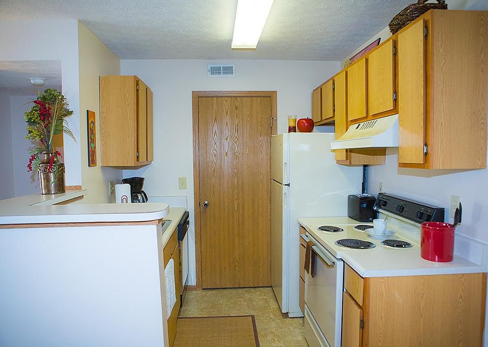 Greensview 4066 Greensview Dr Powell OH Zillow