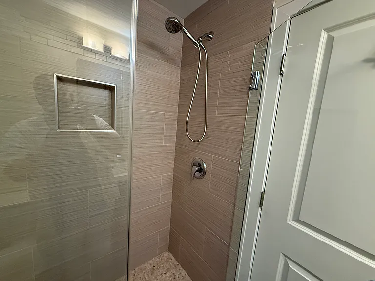 1110 N Christiana Ave — Photo 18