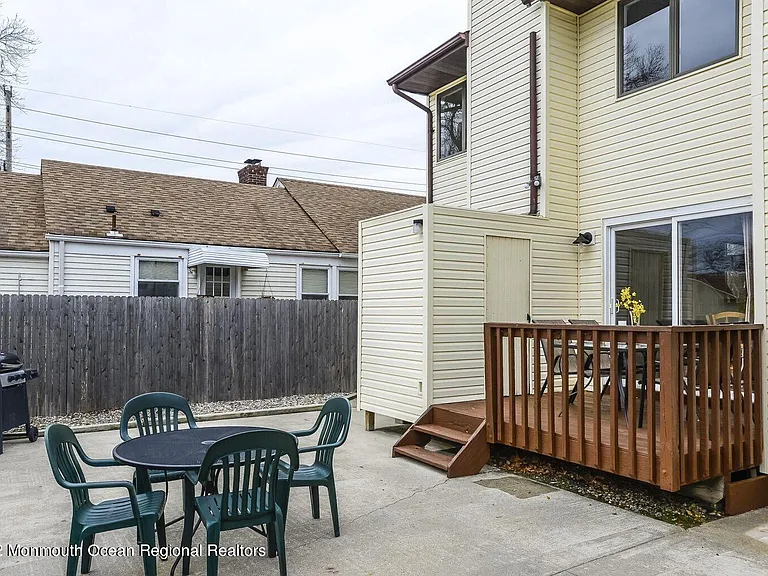 216 Arnold Ave #B — Photo 14