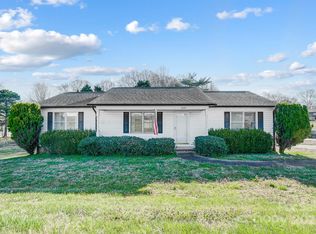 1022 Kannapolis Pkwy, Concord, NC 28027