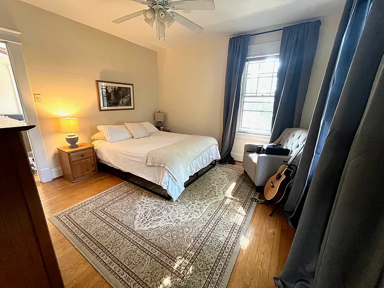601 Hinsdale St #4 — Photo 11