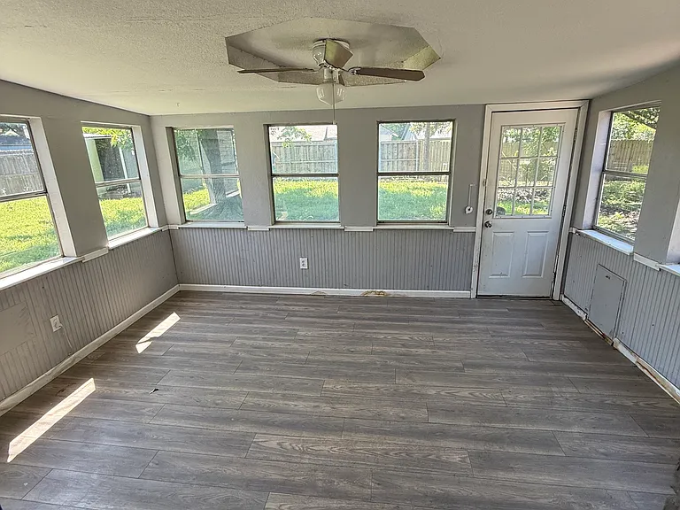 1402 E Marseille Ln — Photo 20