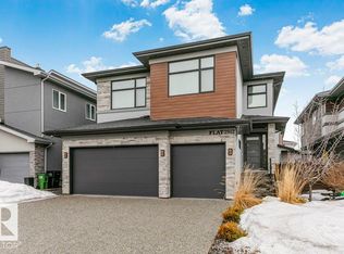 2942 Kostash Dr SW, Edmonton, AB T6W 3J8