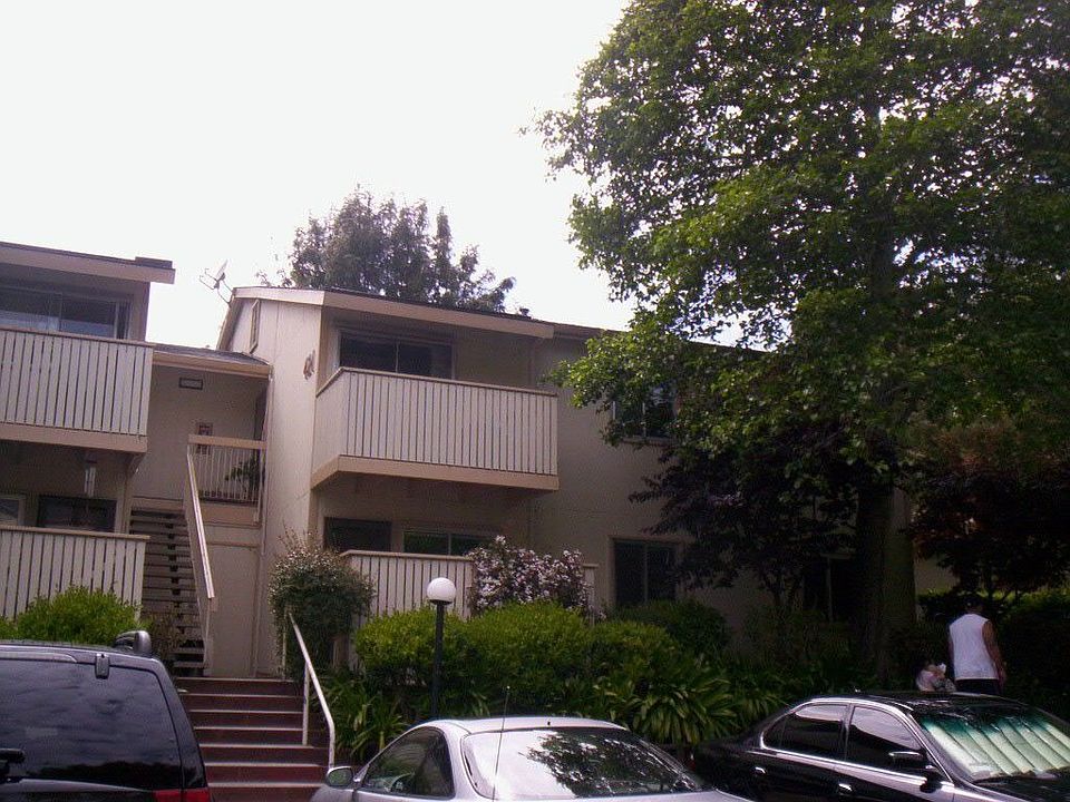 1st image of 421 Piccadilly Pl APT 9
