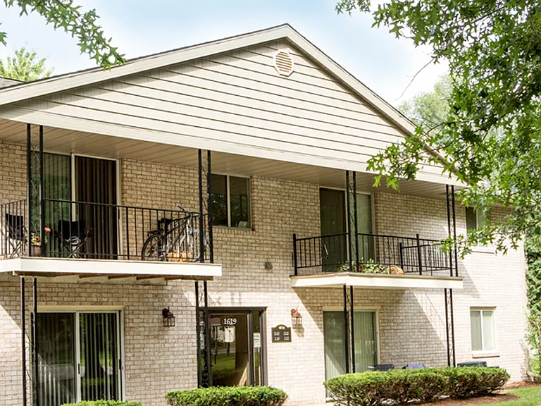 Avalon Woods Apartment Homes — Photo 28