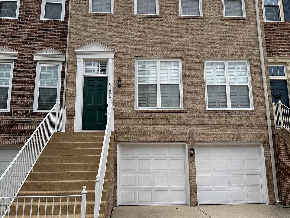 6156 Manchester Park Cir