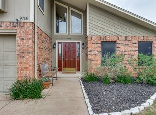 9714 Windsor Cir, Fort Worth, TX 76140
