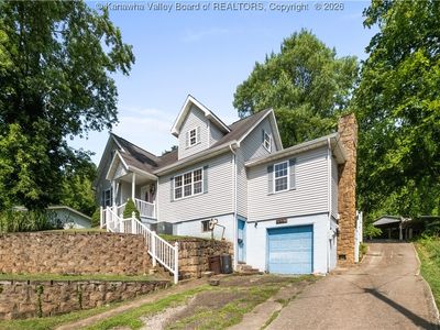 2441 3rd Ave, Nitro, WV, 25143