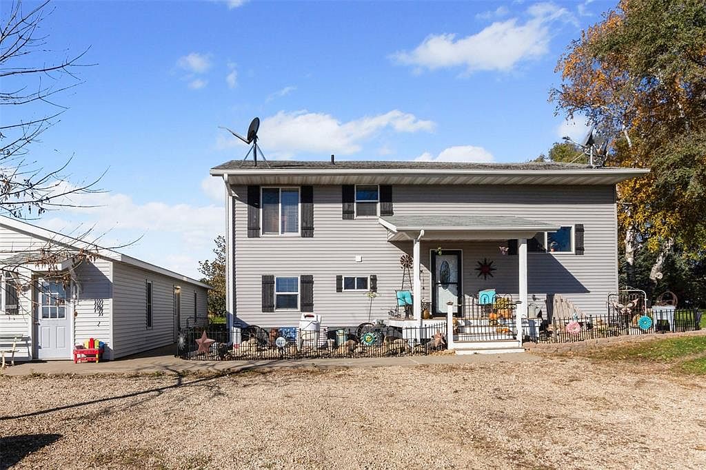 2955 York Ave, Coggon, IA 52218 Zillow