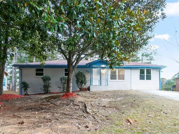 110 Hidden Brook Ct, College Park, GA 30349