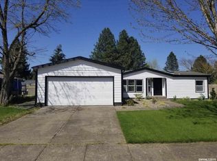 1020 Linden St, Mount Angel, OR