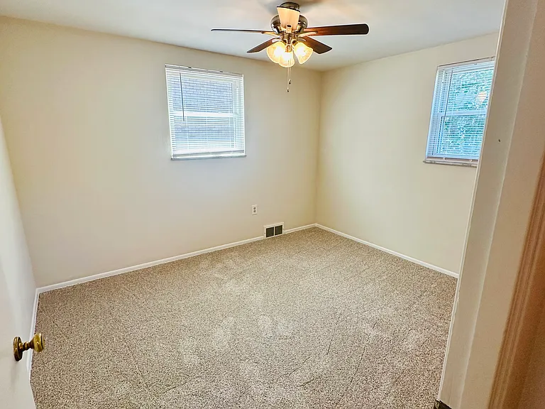 46 N Emily St #46 — Photo 9