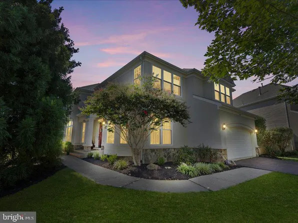 43036 Hedgeapple Ct, Ashburn, VA 20147