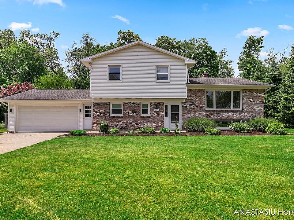 Forest Hills 4 Bed, 1.5 Bath Home in walking distance to FHC High School Double Garage - lots of space to roam