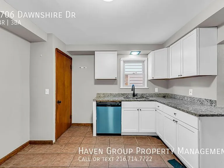 4706 Dawnshire Dr — Photo 9