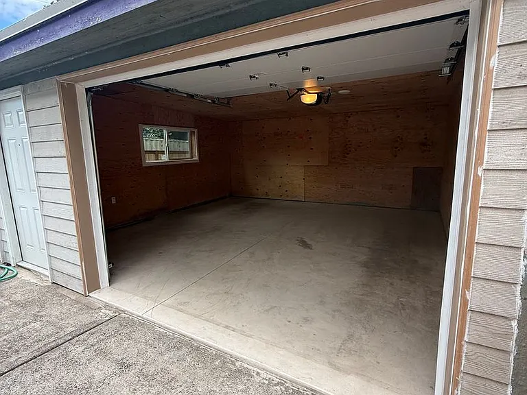 3325 SE 25th Ave — Photo 35