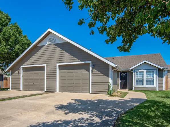 263 N Alder St, Gardner, KS 66030