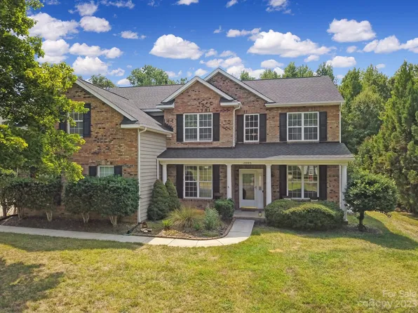 10005 King George Ln, Waxhaw, NC 28173