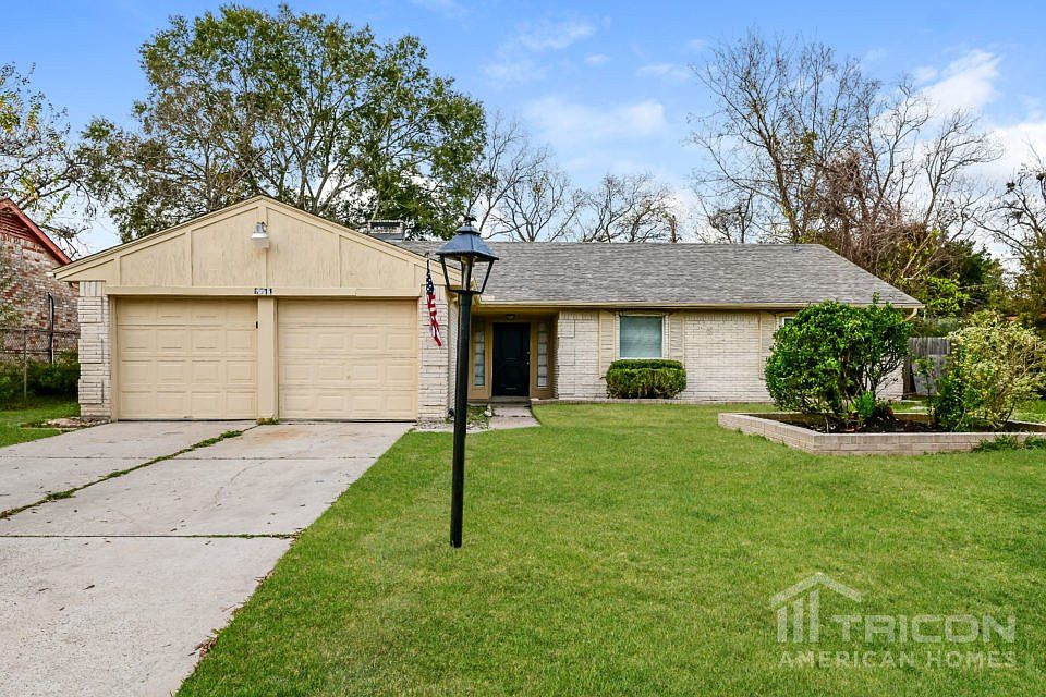 1st image of 6511 Grey Oaks Dr