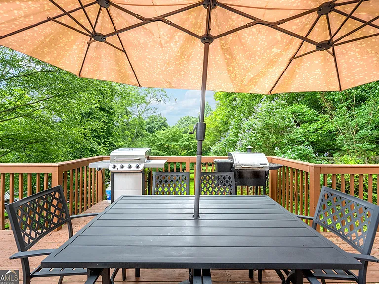 5870 Shadewater Dr — Photo 25