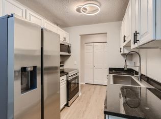 3200 Virginia Ave S APT 207, Saint Louis Park, MN 55426